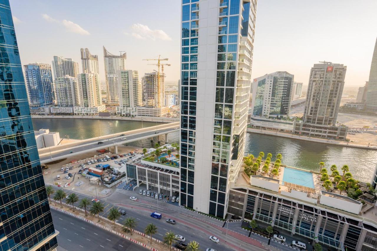Luxfolio Retreats - Luxury Studio Apartment