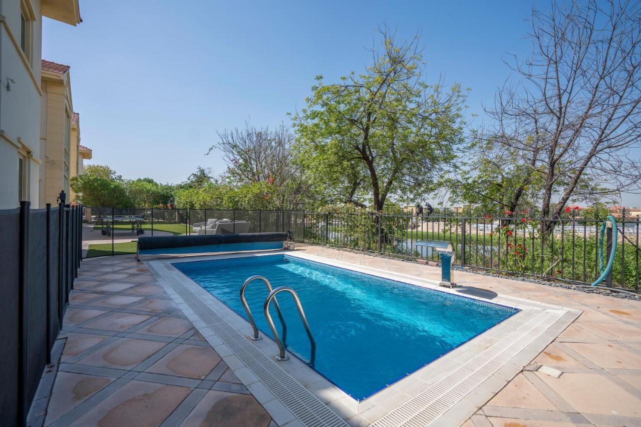 Jumeirah Islands Private Pool Villa Dubai