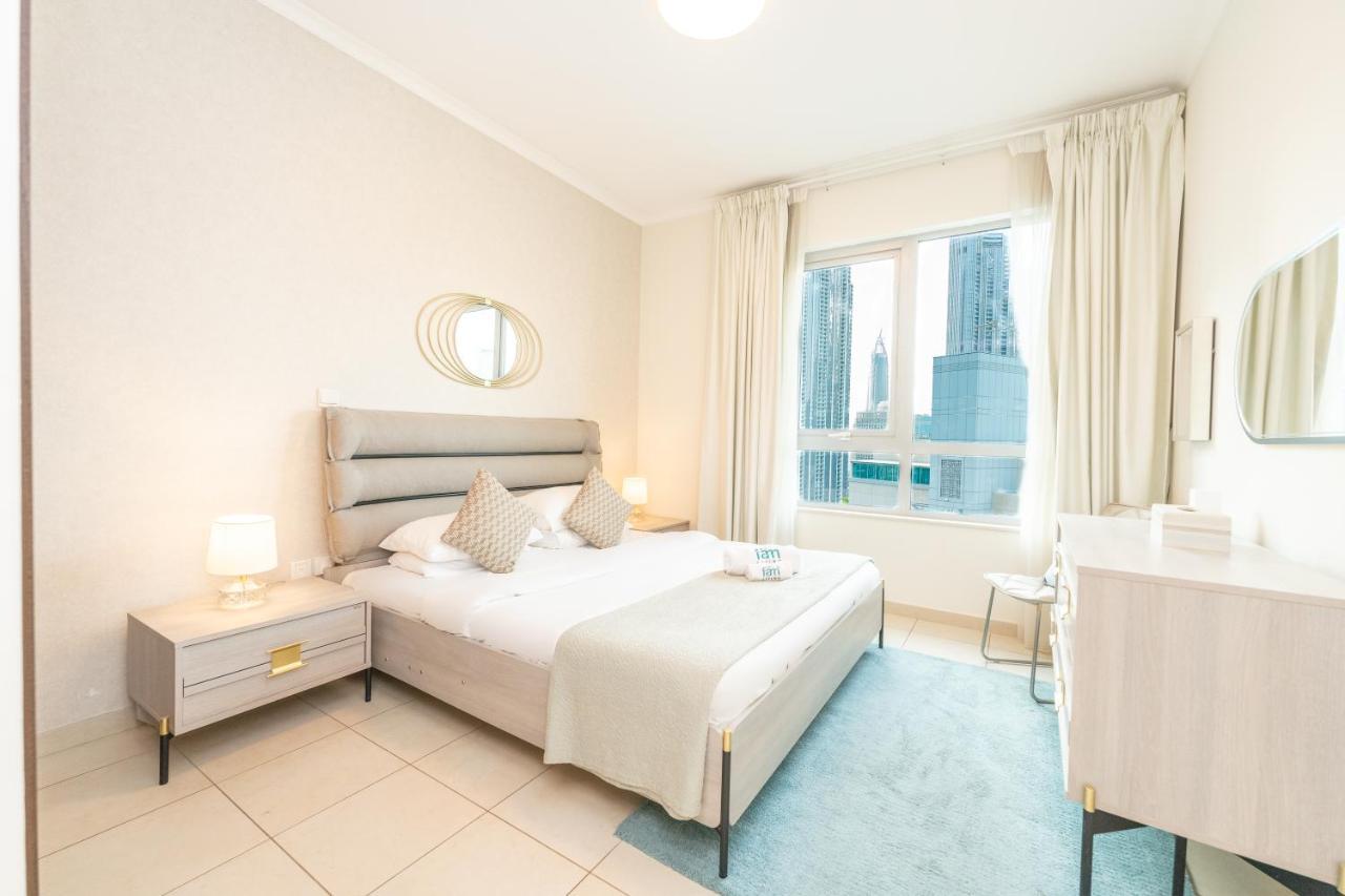 Fam Living - The Residences Tower - Burj Khalifa & Fountain Views Apartment