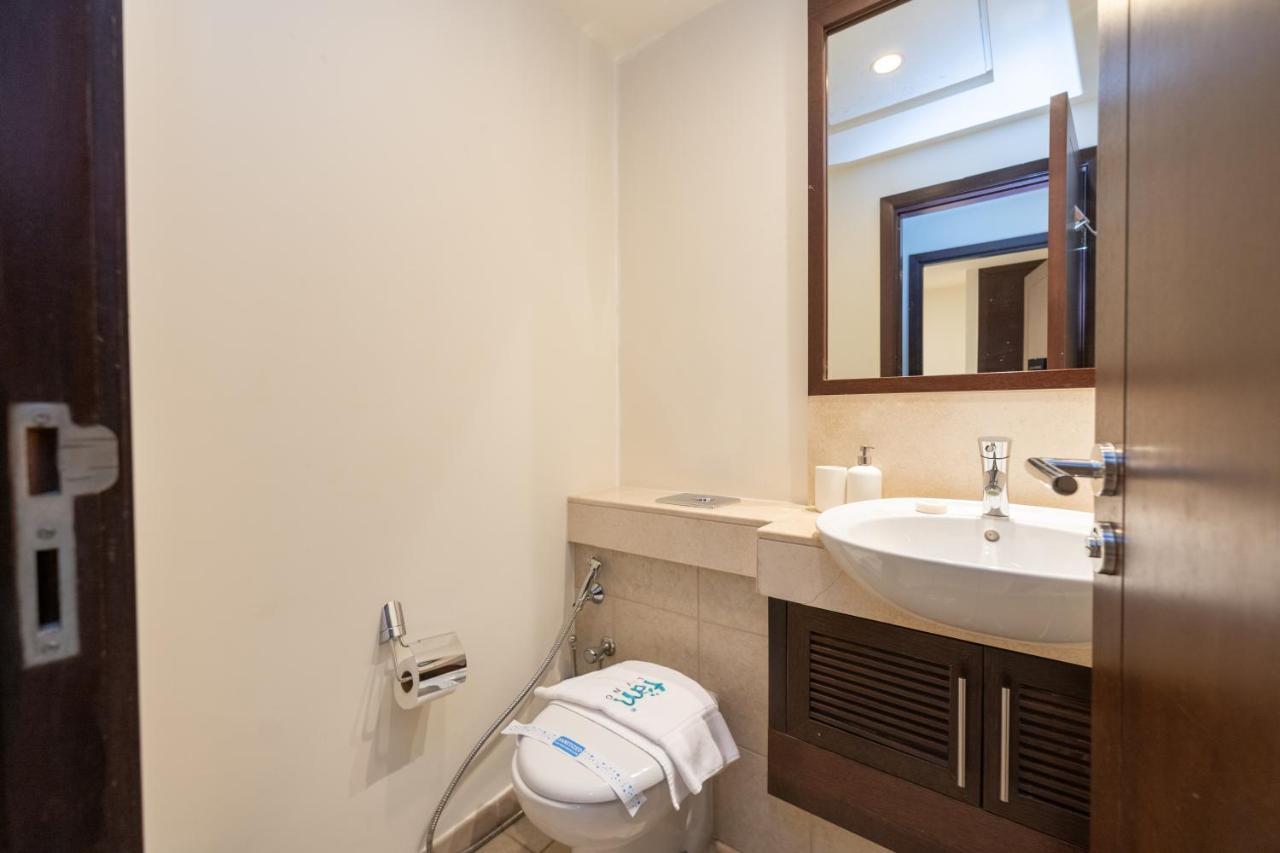 Fam Living - The Residences Tower - Burj Khalifa & Fountain Views