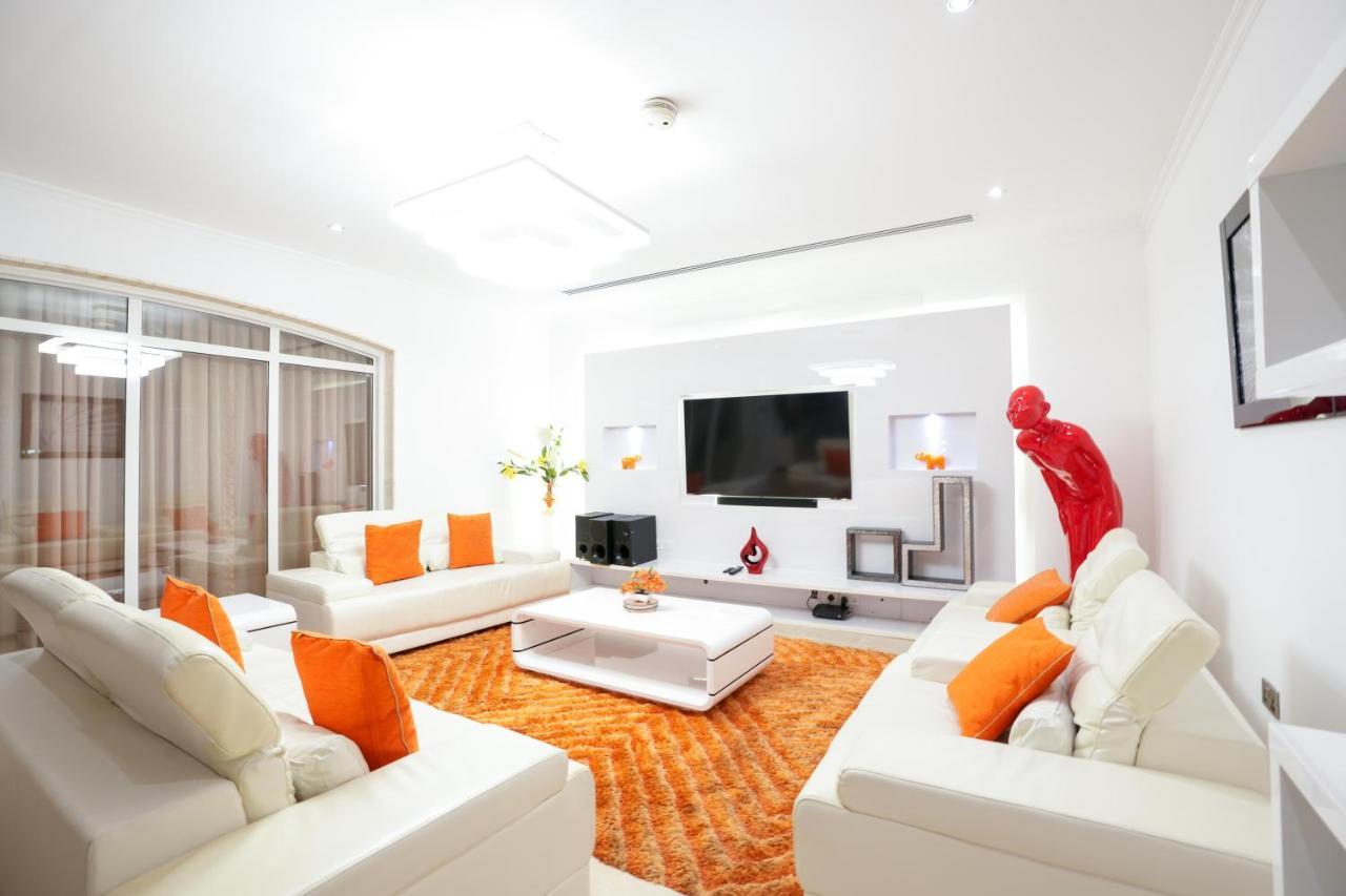 6 Plus 1 Bdr Jumeirah Park With Amz Climatized Huge Private Pool - 5 Min From Jbr Beach