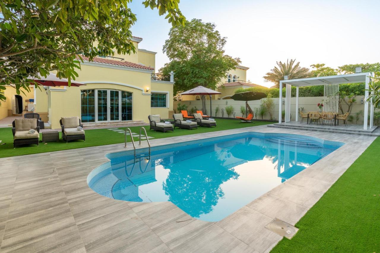 6 Plus 1 Bdr Jumeirah Park With Amz Climatized Huge Private Pool - 5 Min From Jbr Beach Apartamento *