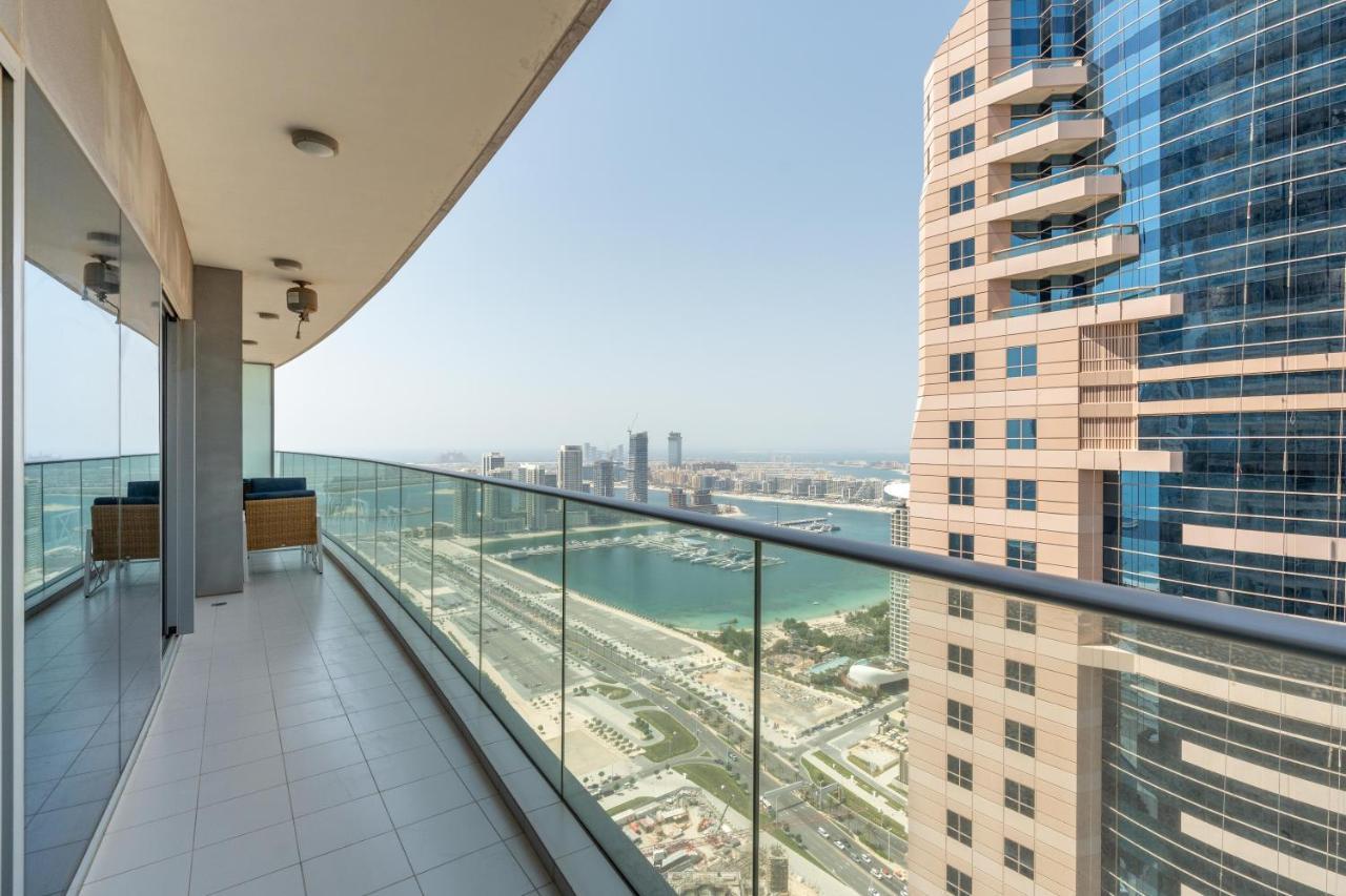 White Sage - Fendi With Full Palm Jumeirah View Apartment
