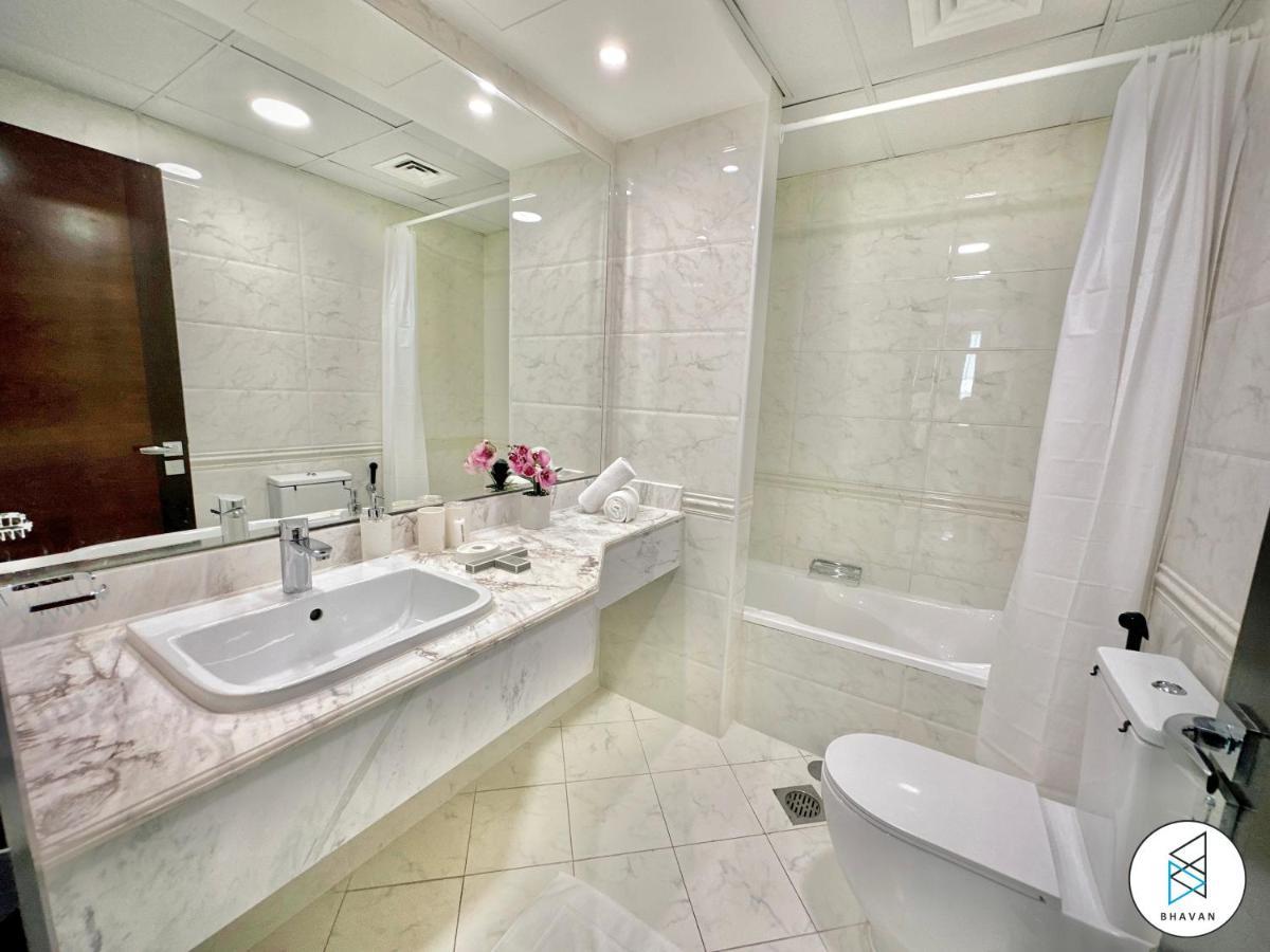 Apartment At Business Bay By Bhavan