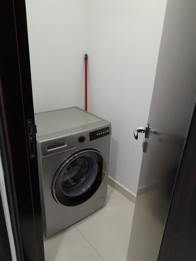 Apartment At Business Bay By Bhavan *