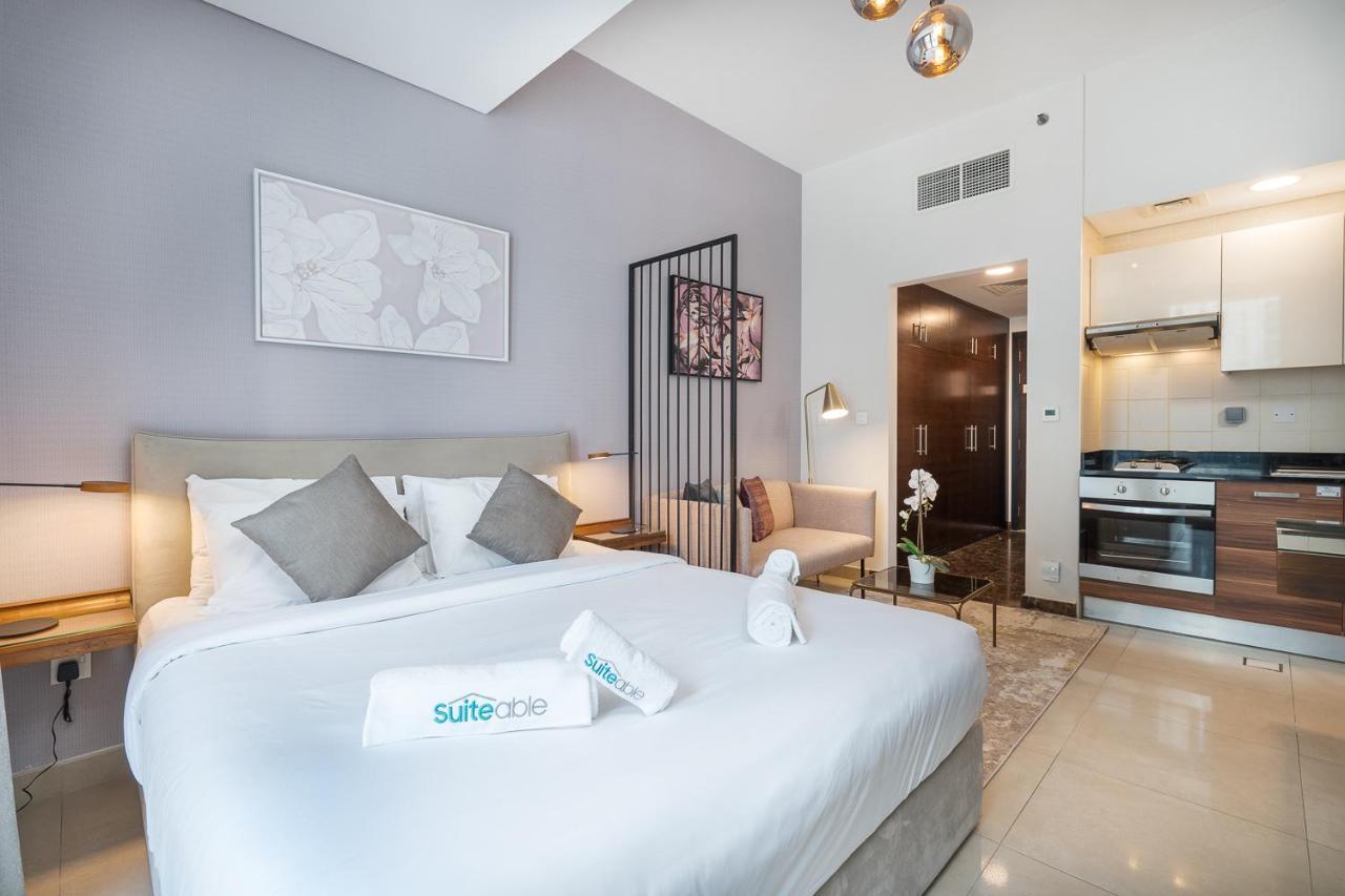 Elegant Studio Sparkle Tower Jbr By Suiteable Daire
