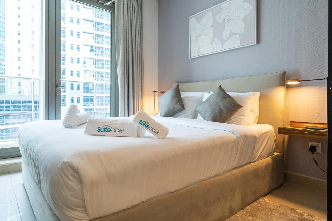 Daire Elegant Studio Sparkle Tower Jbr By Suiteable Dubai