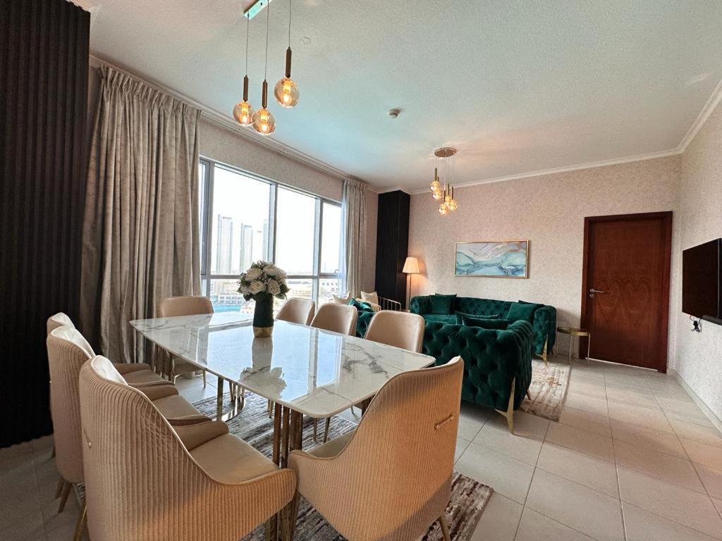Durrani Homes - Supreme 5br Besides Mall With Burj Khalifa And Fountain View Daire