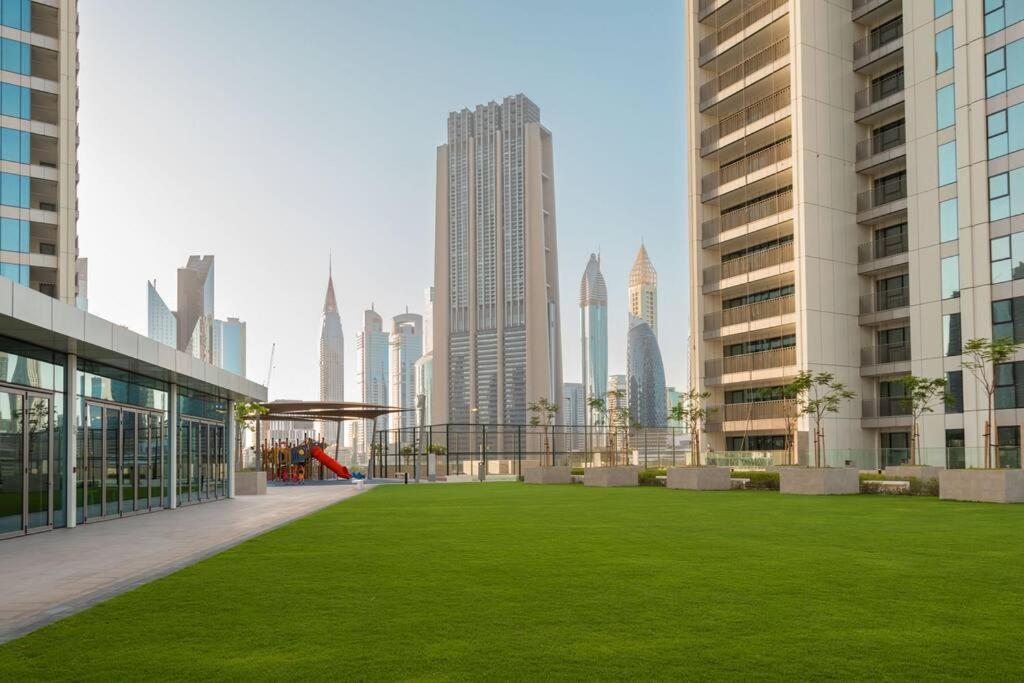 Prime Retreats @ Downtown Views By Emaar Apartment Dubai