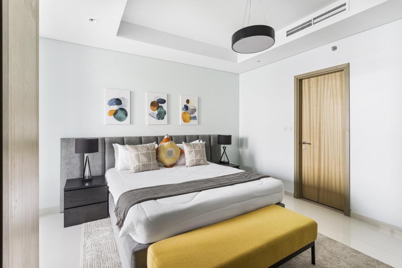 Aliving Luxury 2br With Infinity Pool At Paramount Midtown Close To Mall & Burj Khalifa Apartment