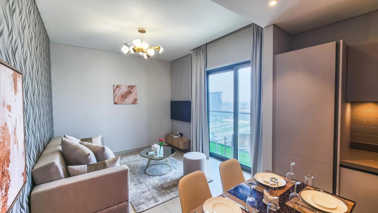 By Latinem Luxury 1br Holiday Cvr A2410 Near Burj Khalifa Apartment *