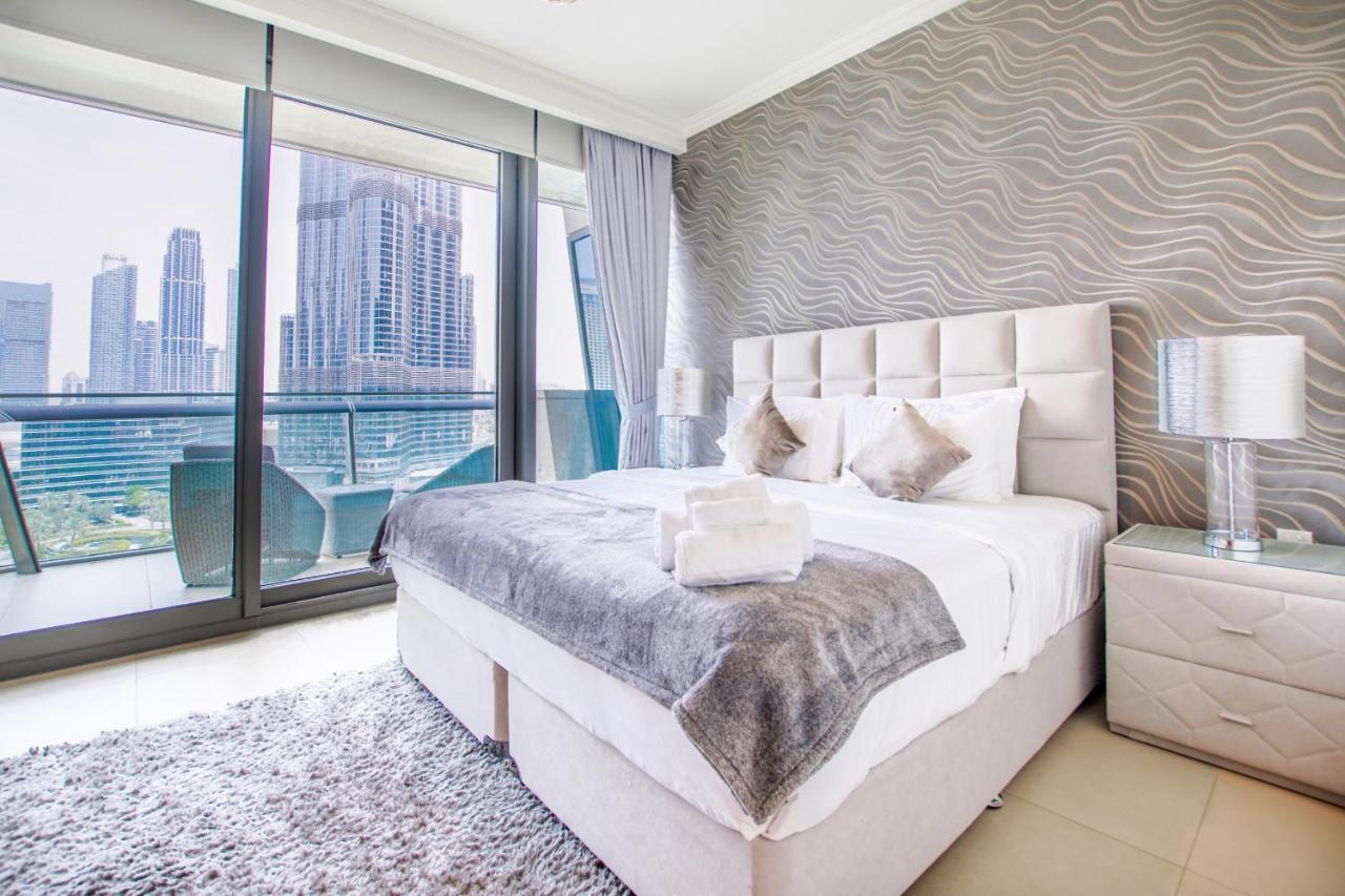 Burj Vista 08 3br Burj & Fountain View Apartment Dubai