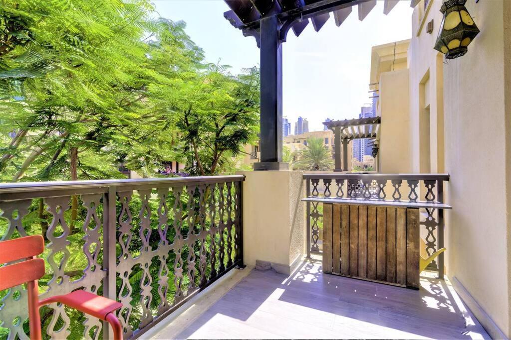 Luxury & Style With Terrace & View Downtown Apartment *