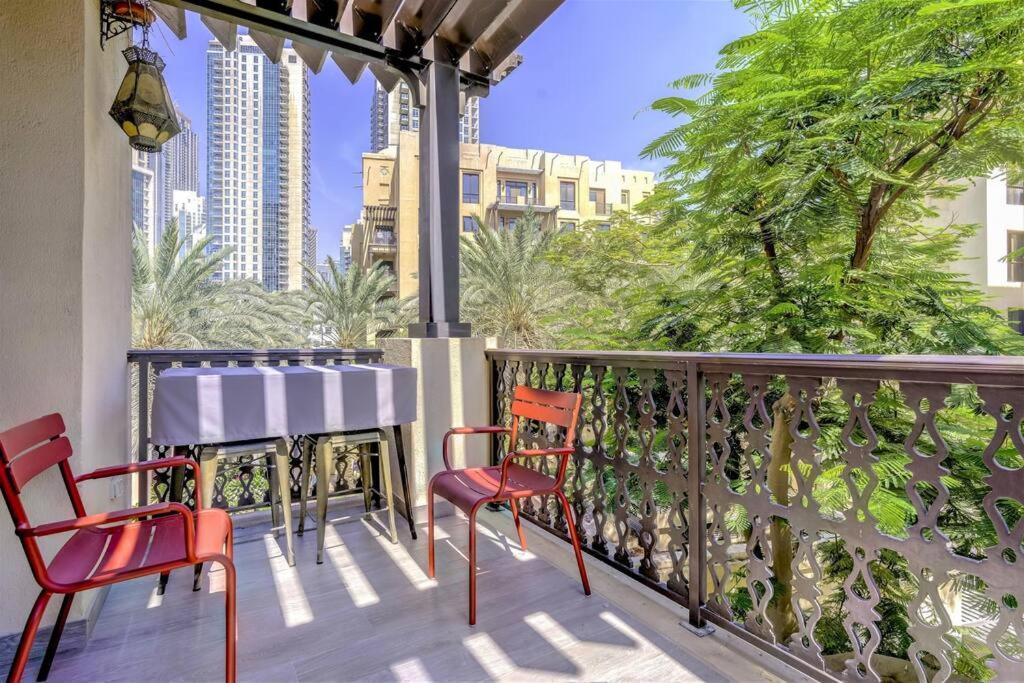 Luxury & Style With Terrace & View Downtown