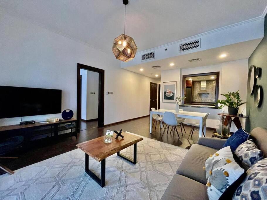 New! Ultimate Luxury Downtown - Burj Views Apartment