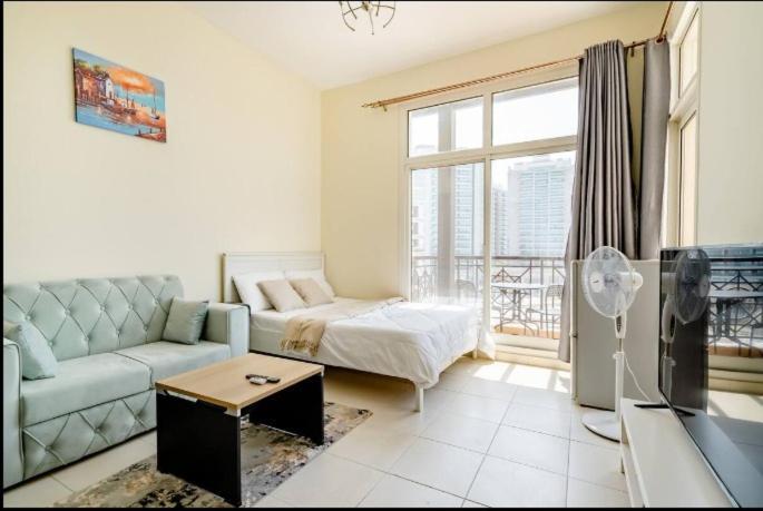 Apartment La Fontana Building Arjan Al Barsha South