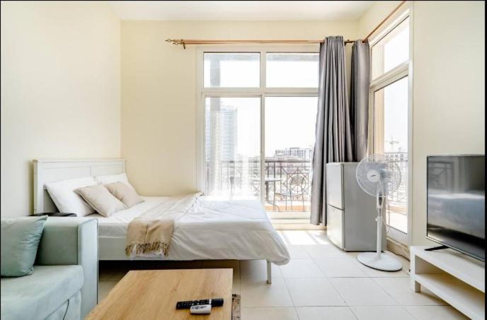 La Fontana Building Arjan Al Barsha South Apartment *