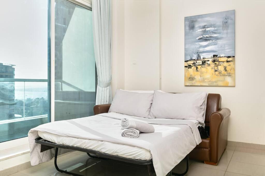 Beautiful 1br At Botanica Tower With Sunset View Marina