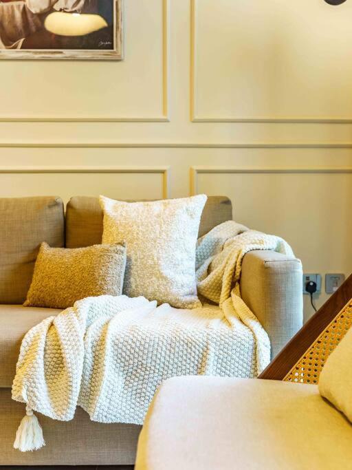 Daire Sophisticated 2br In Unbeatable Downtown Location Dubai