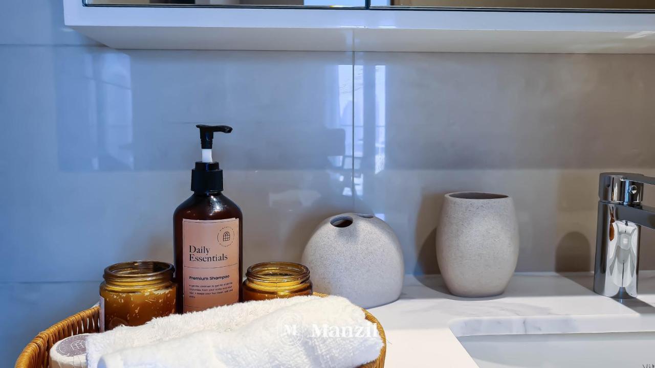 Manzil - Ultra Luxury 2br With Burj Khalifa Views From Balcony And Near Mall Apartment *