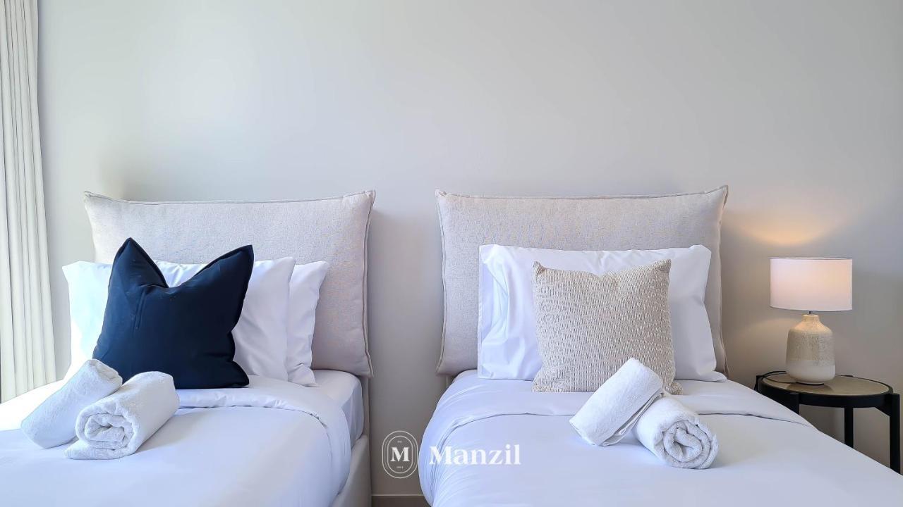 Manzil - Ultra Luxury 2br With Burj Khalifa Views From Balcony And Near Mall Apartment