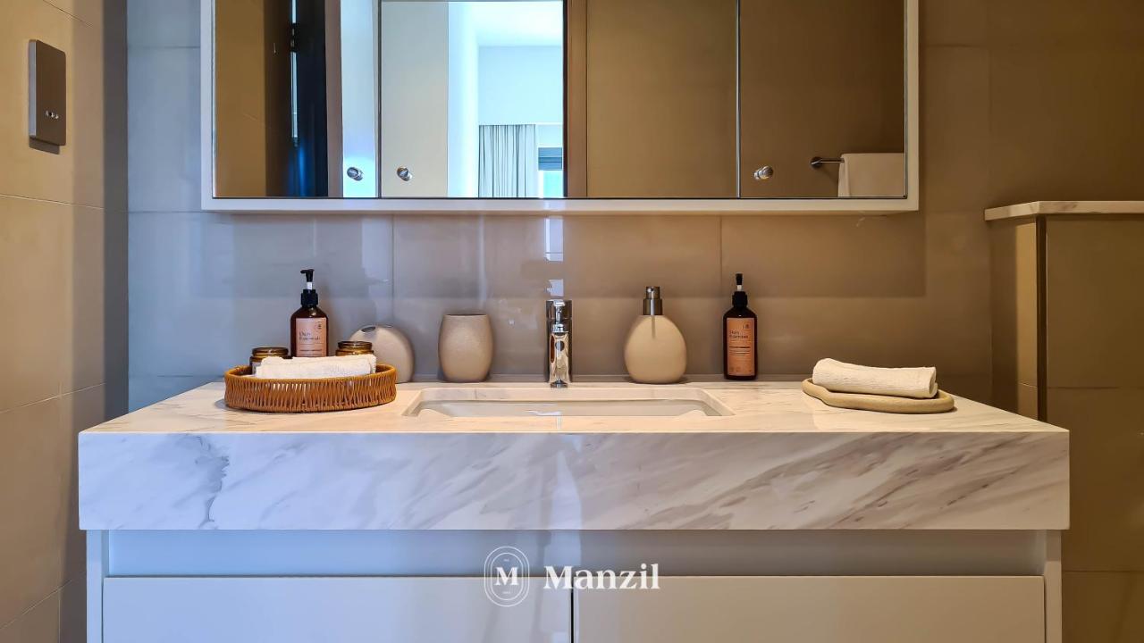 Manzil - Ultra Luxury 2br With Burj Khalifa Views From Balcony And Near Mall Apartment *
