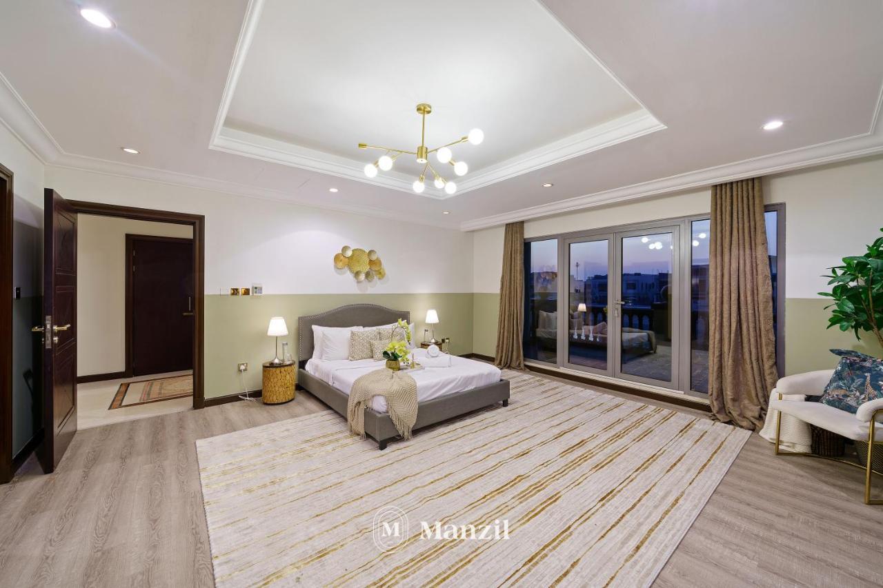 Villa Manzil - Ultra Luxury 5br With Pool And Beach Access In Palm Jumeirah