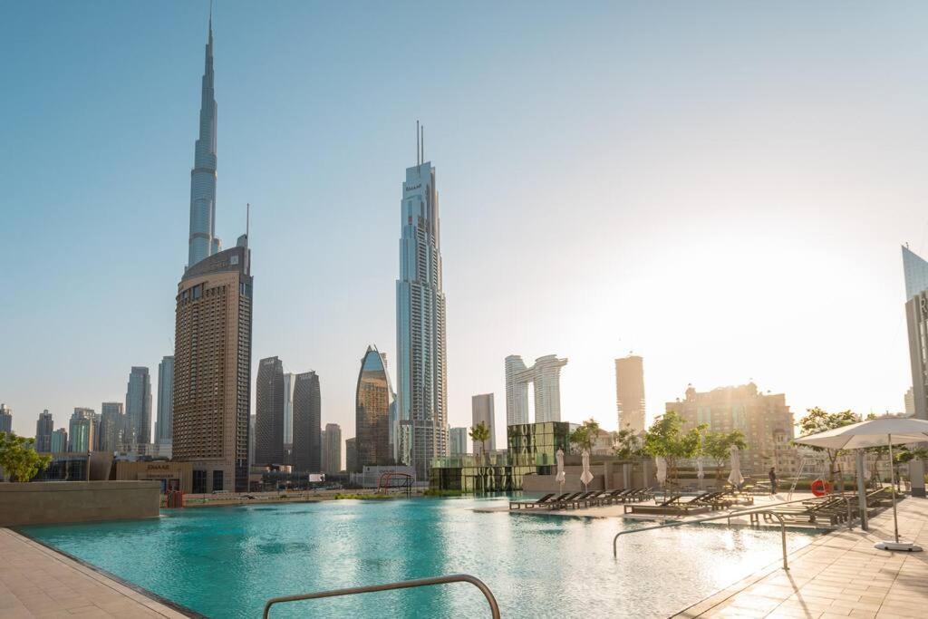 Prime Retreats @ Downtown Views By Emaar