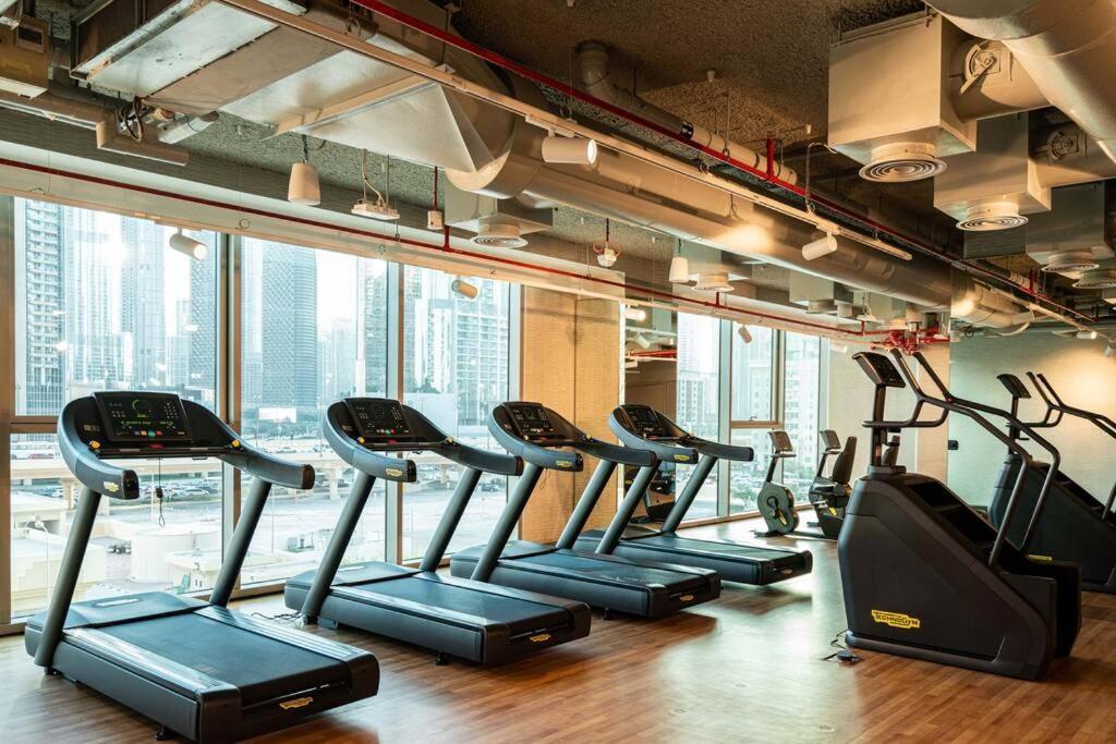 Prime Retreats @ Downtown Views By Emaar Apartment *