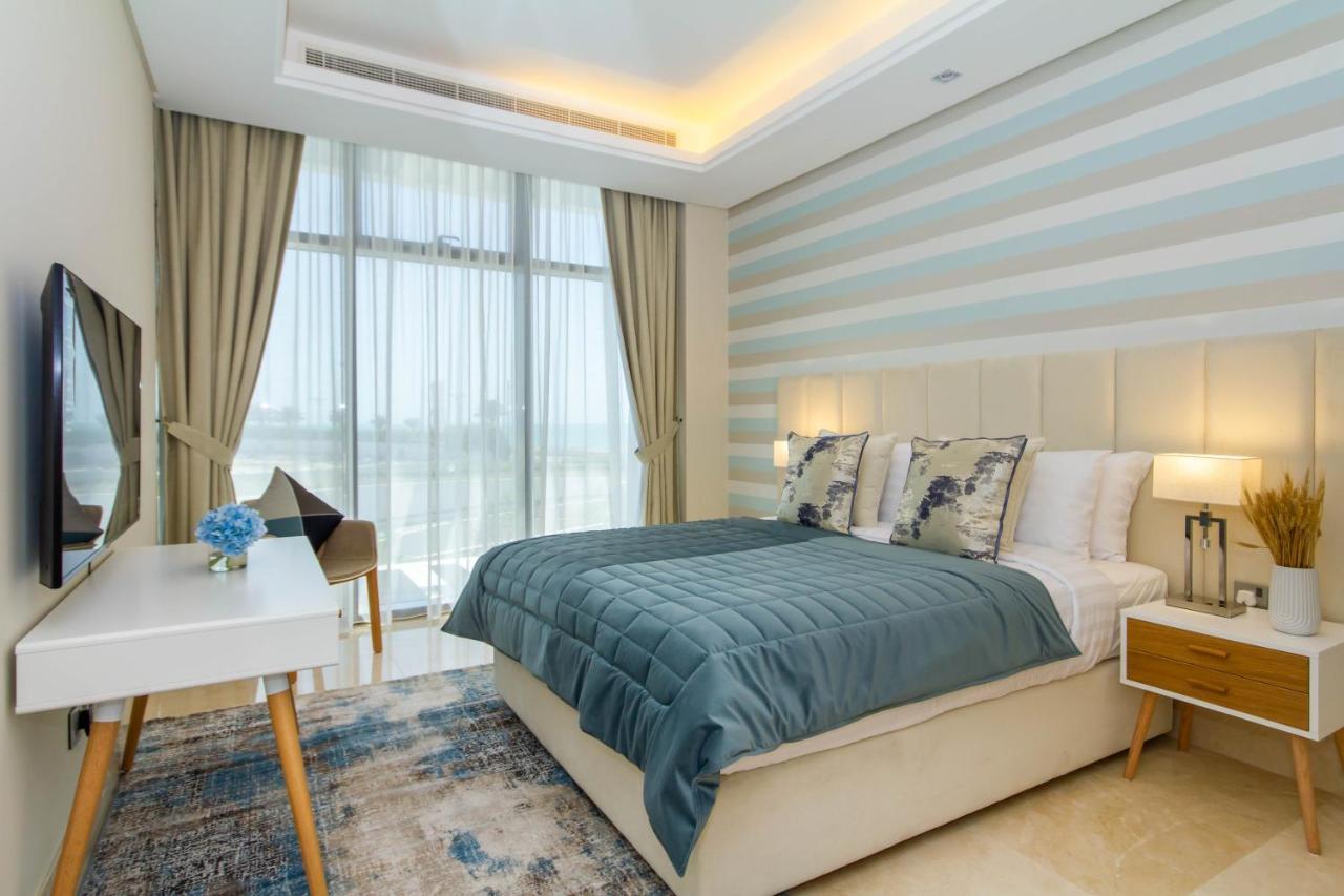 Apartment Bespoke Homes - Palm Jumeirah- 2 Bedroom Sea View With Pool & Access, The 8