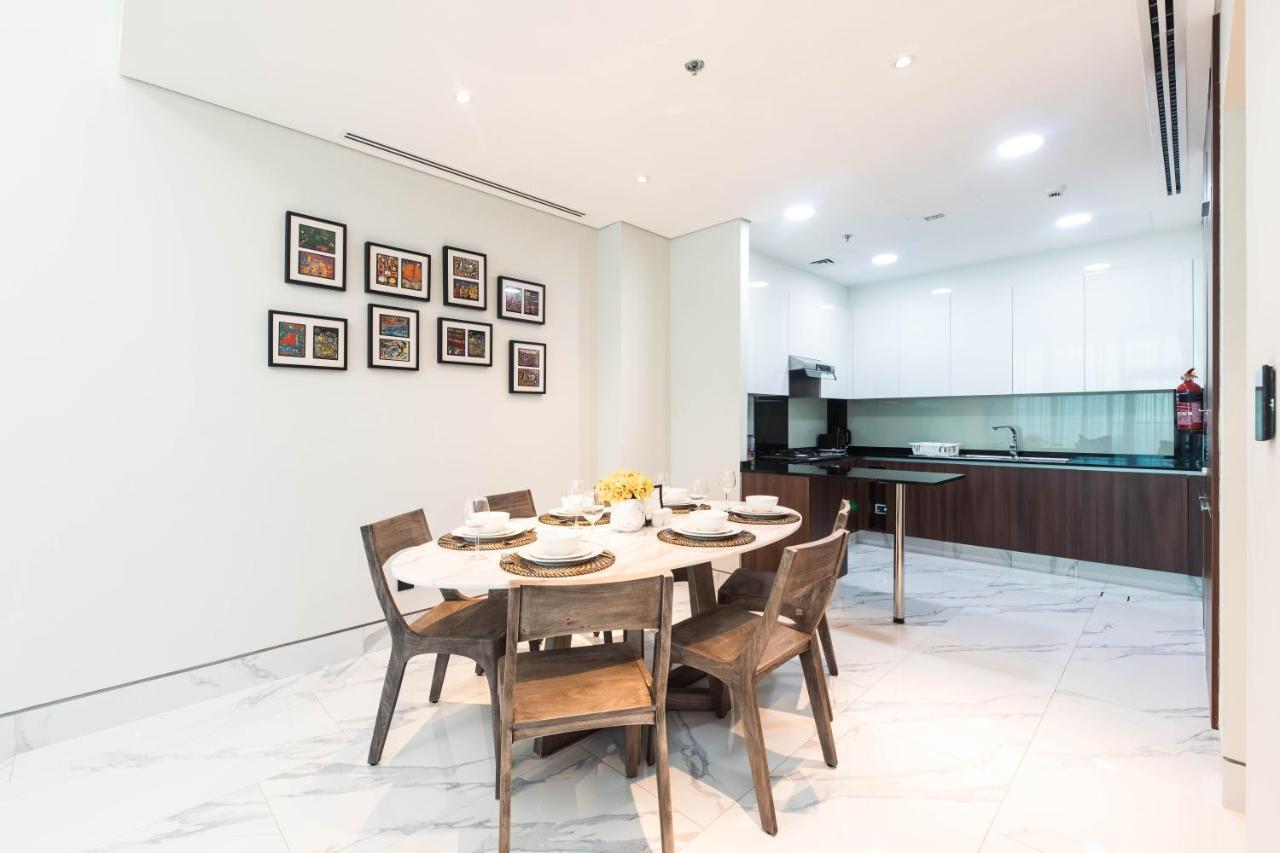 Simply Comfort In J One Tower Apartment *