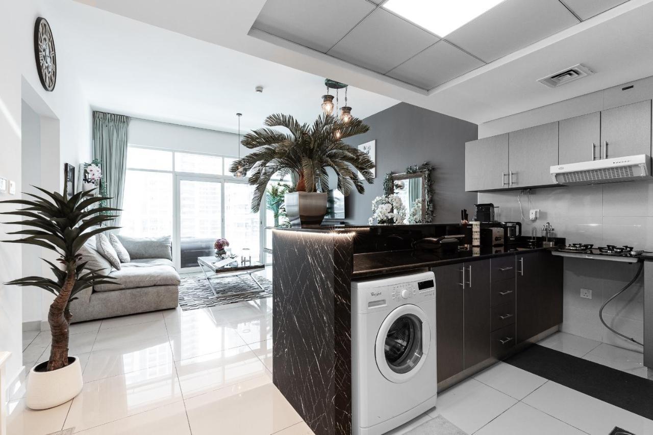 Exclusive Marina With Private Jacuzzi 1br Dubai