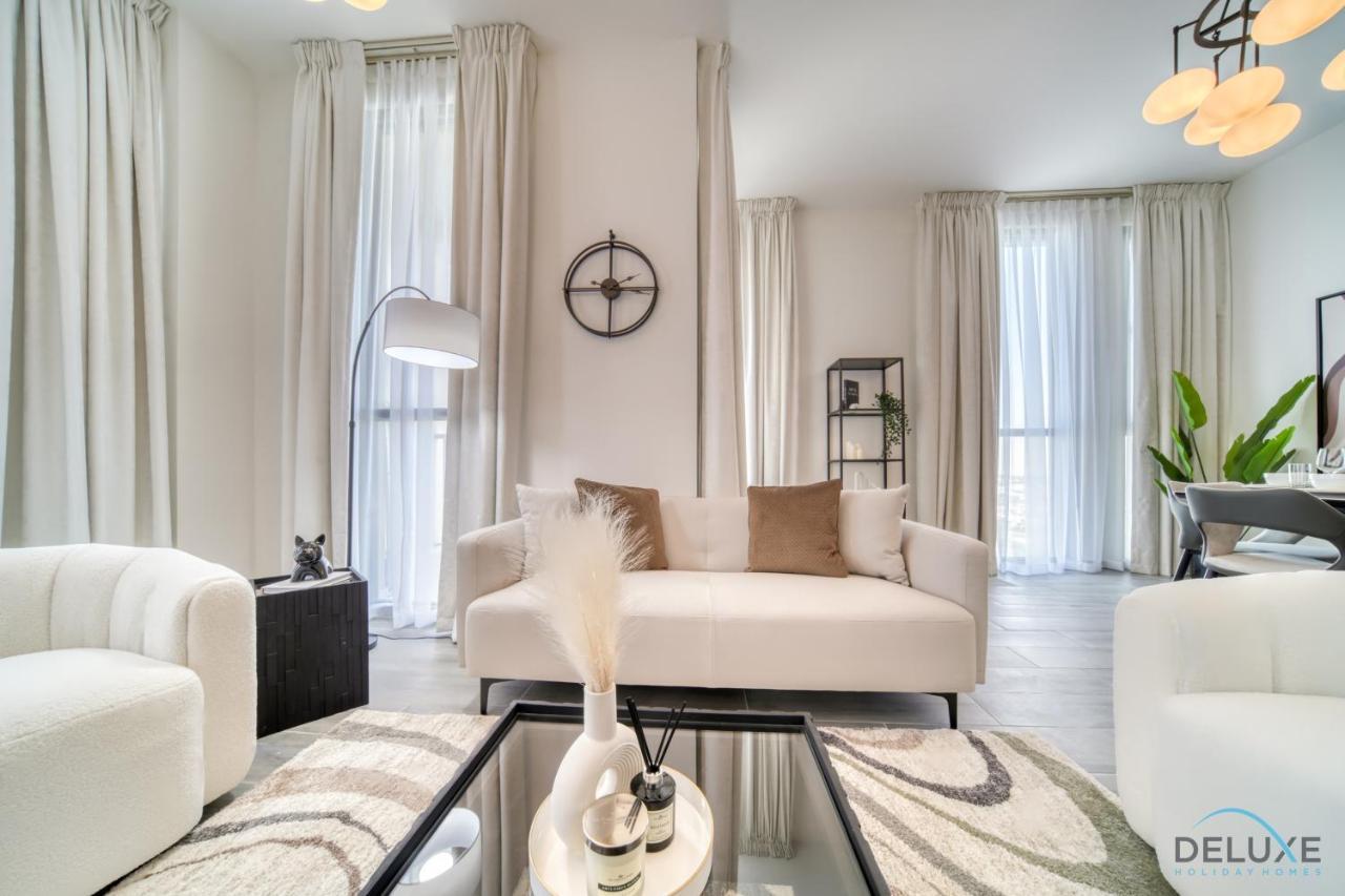 Harmonious 2br With Assistant At Mesk 1 Midtown Production By Deluxe Homes *