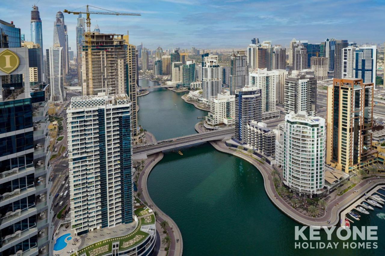 Apartamento Contemporary Two Bedroom With Full Marina View Dubai