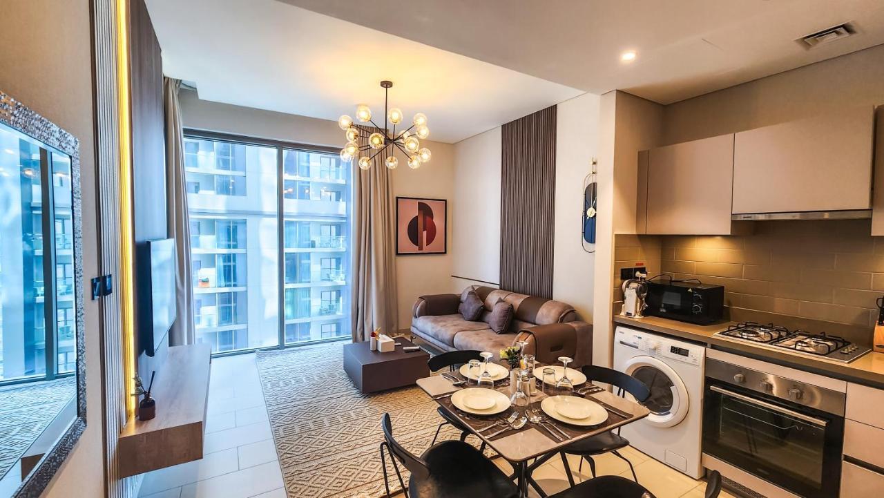 By Latinem Luxury 1br Holiday Cvr B1602 Near Burj Khalifa Apartment Dubai