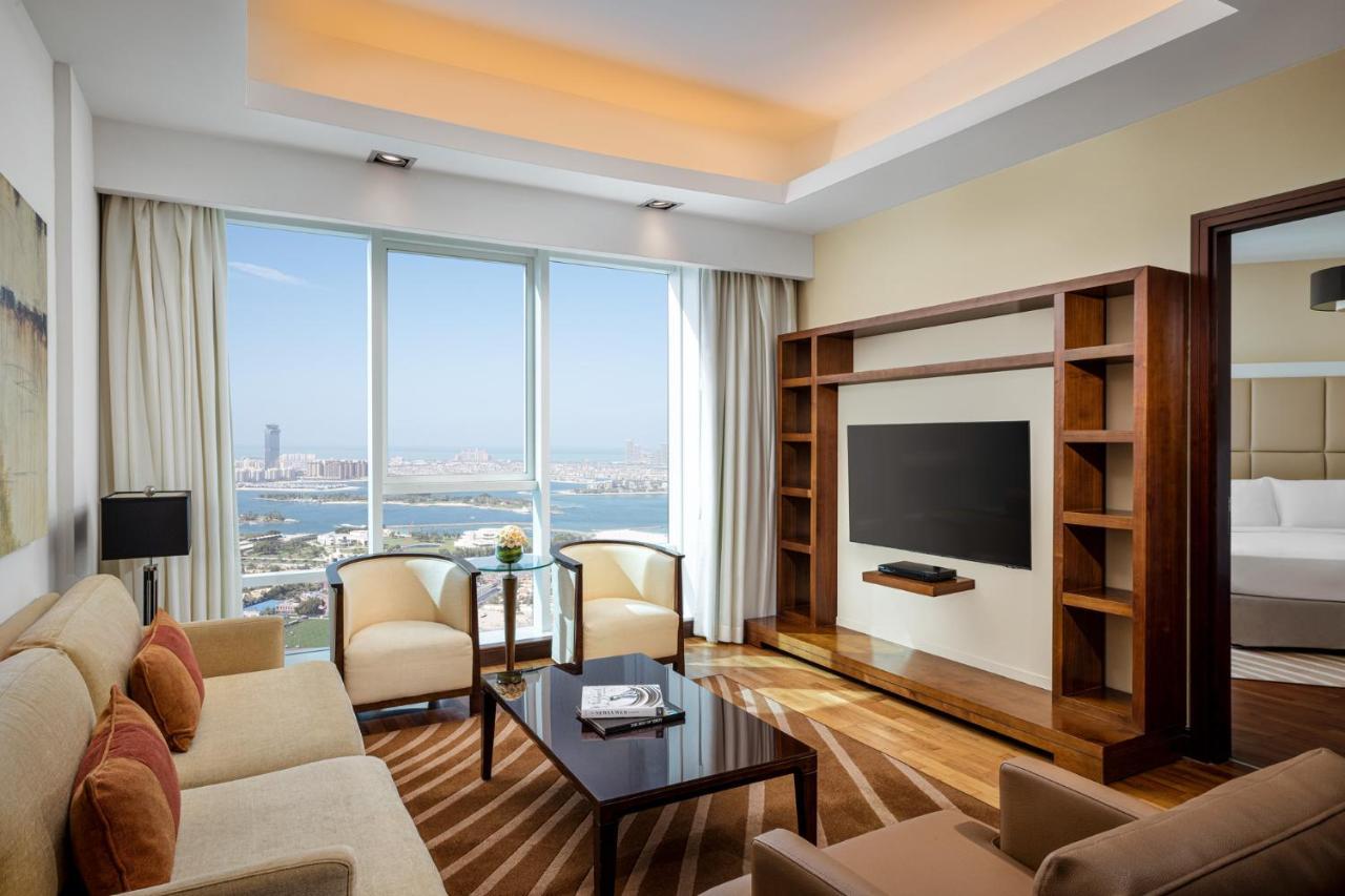Hotel La & 4*