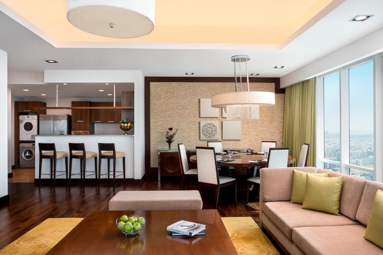 Hotel La &