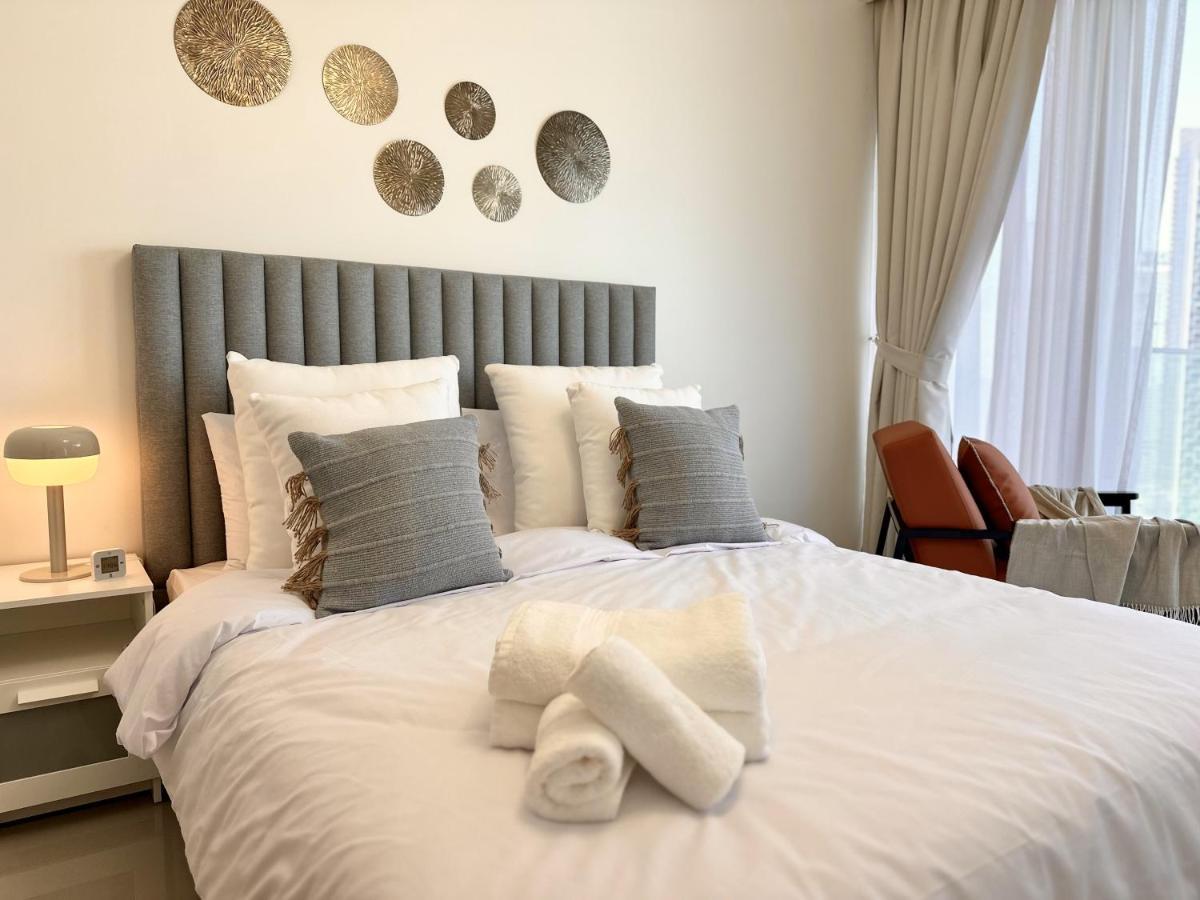 Opera Grand By Luxstay Holiday Homes Apartment