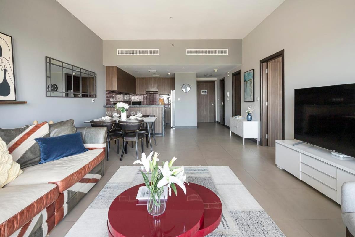 Frank Porter - The Onyx Tower 2 Apartamento