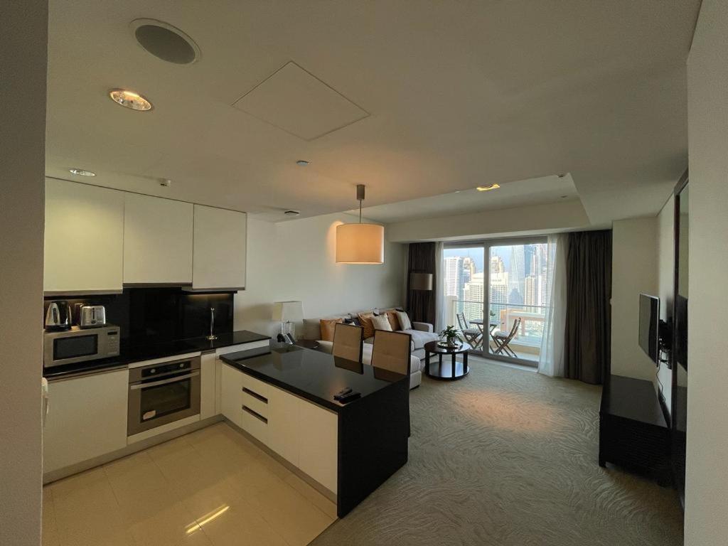 Hotel The Address Marina Dubai