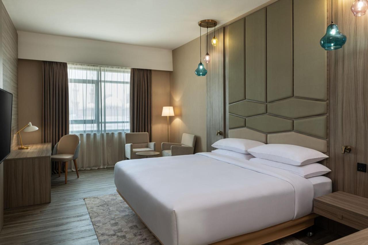 Four Points By Sheraton Production City, Hotel 4*