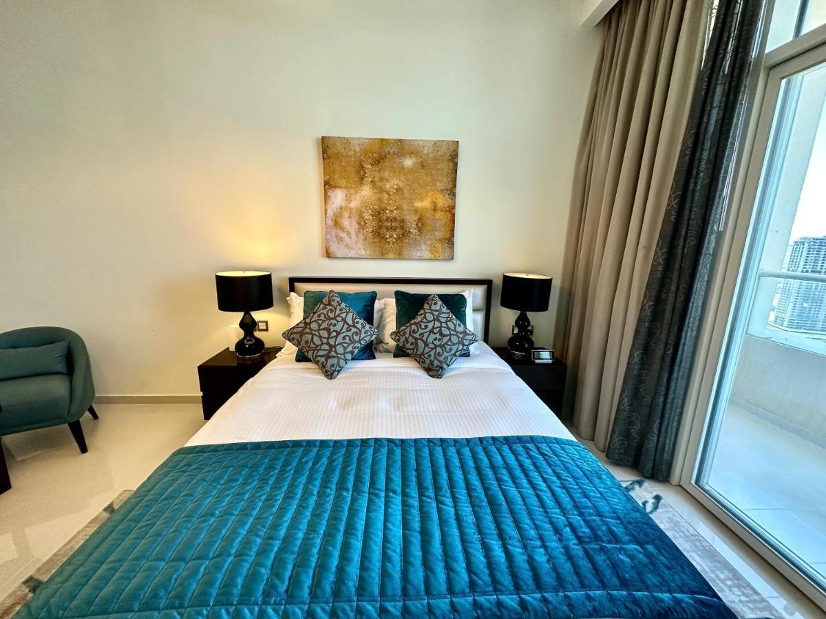 Apartment Luxbnb Ghalia J V C Dubai