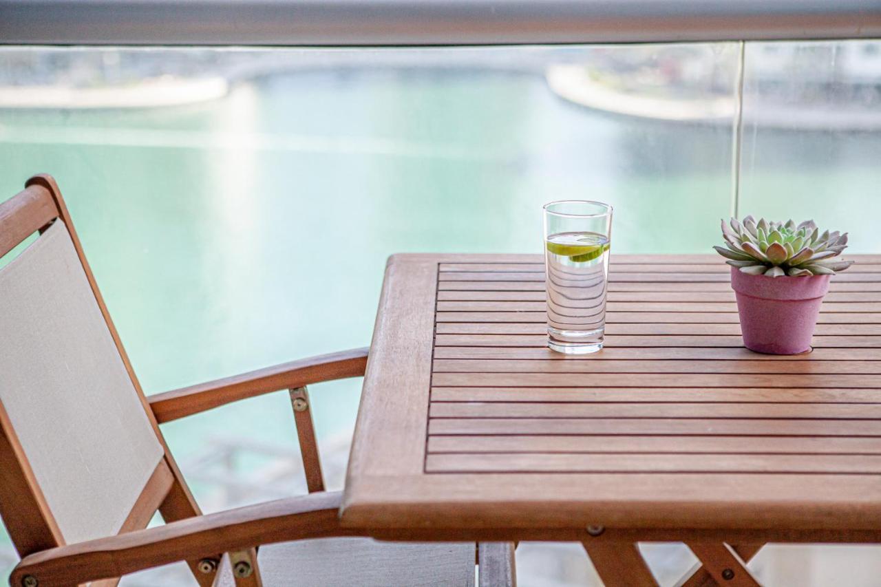 Daire Nasma Luxury - Pastel-colored With Jaw-dropping Marina Views