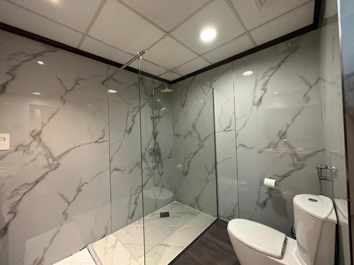 Apartment 2br High Floor In Jbr With Sea View *