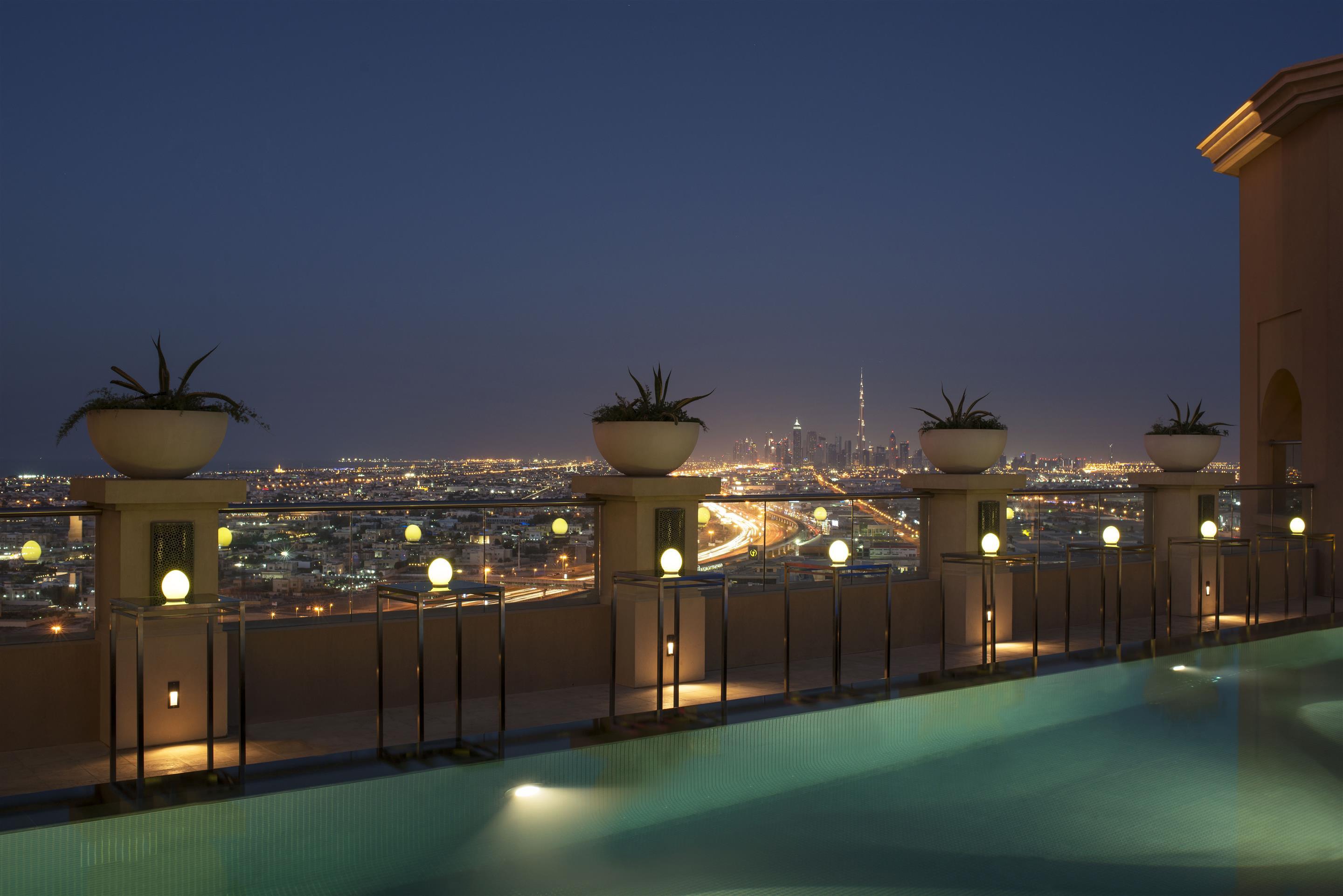 Sheraton Mall Of The Emirates Hotel, Hotel 5*