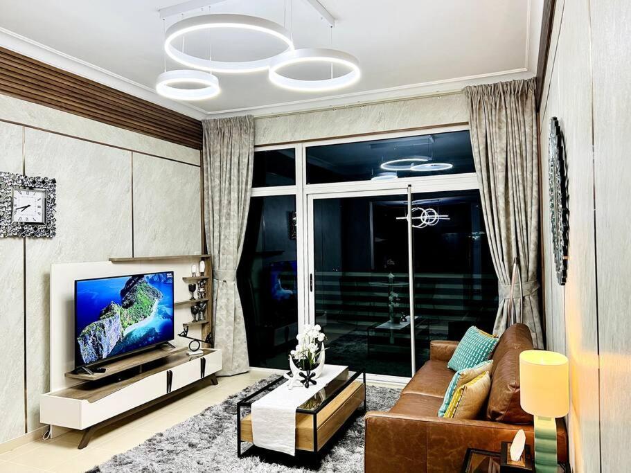 New Luxury 1br Near Burj Khalifa *