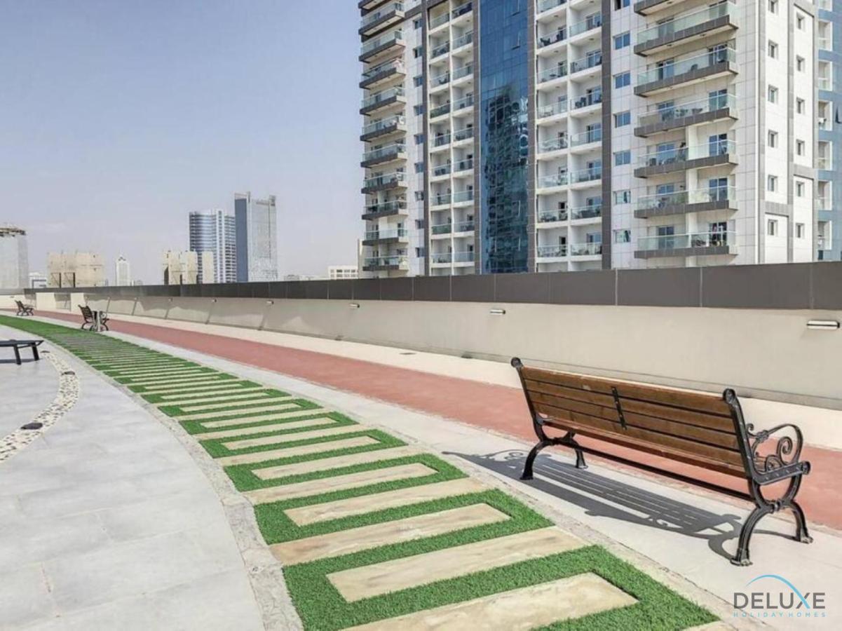 Modern Studio At Hera Tower Sports By Deluxe Homes