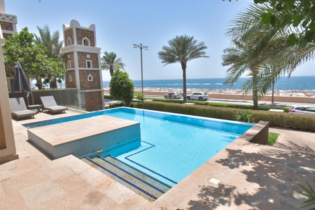 Amazing Palm Jumeirah View 5 Private Pool Dubai