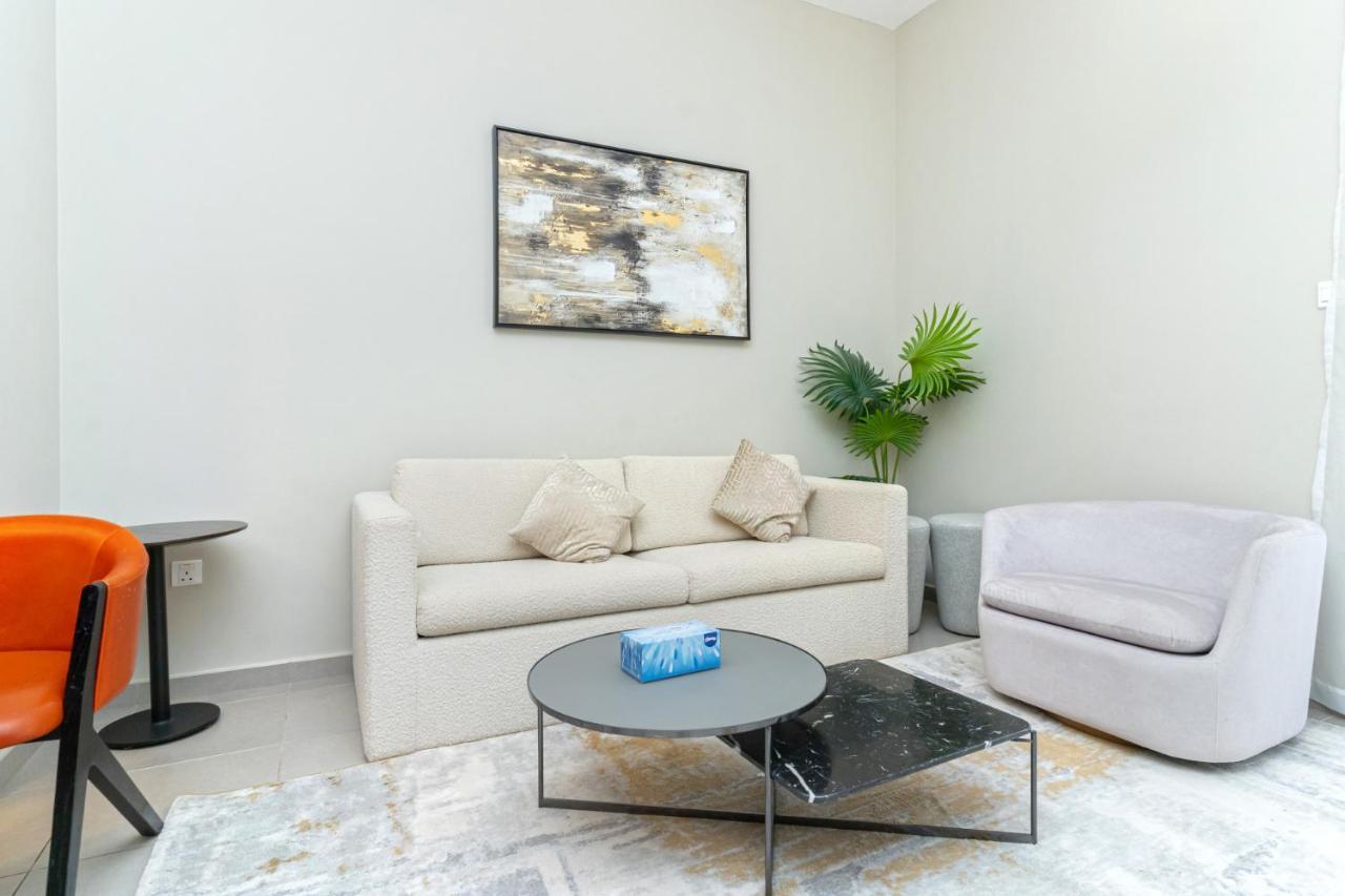 Beautiful Huge I Fully- Furnished Apartamento *