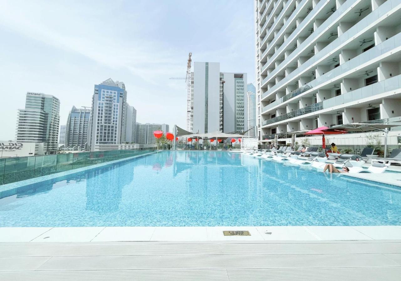 Luxurious Studio In Business Bay * Dubai